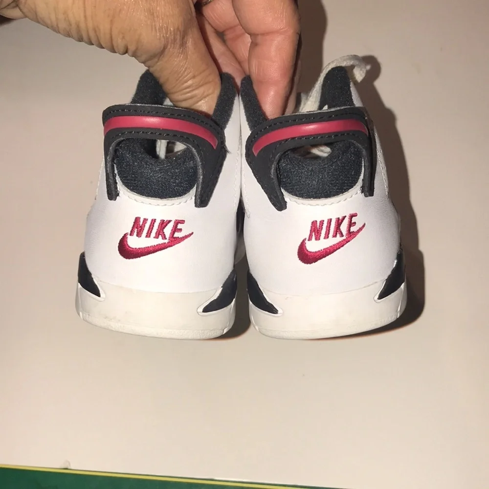 Boy’s Jordan 6 Retro TD Carmine 2021 Sneakers
